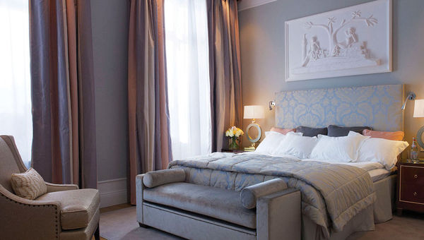 The Superior rooms are furnished in a palette of pale rose, blues and celadon. The Superior rooms are furnished in a palette of pale rose, blues and celadon.