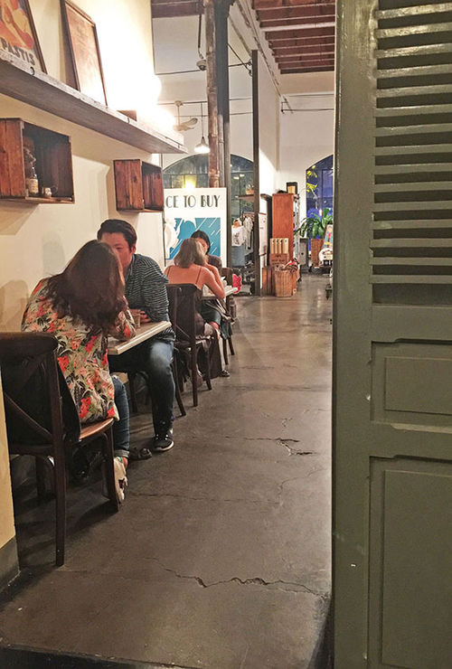 For a nontraditional meal in a nontraditional space, head to L’Usine, part cafe, part bistro, part shop. For a nontraditional meal in a nontraditional space, head to L’Usine, part cafe, part bistro, part shop.