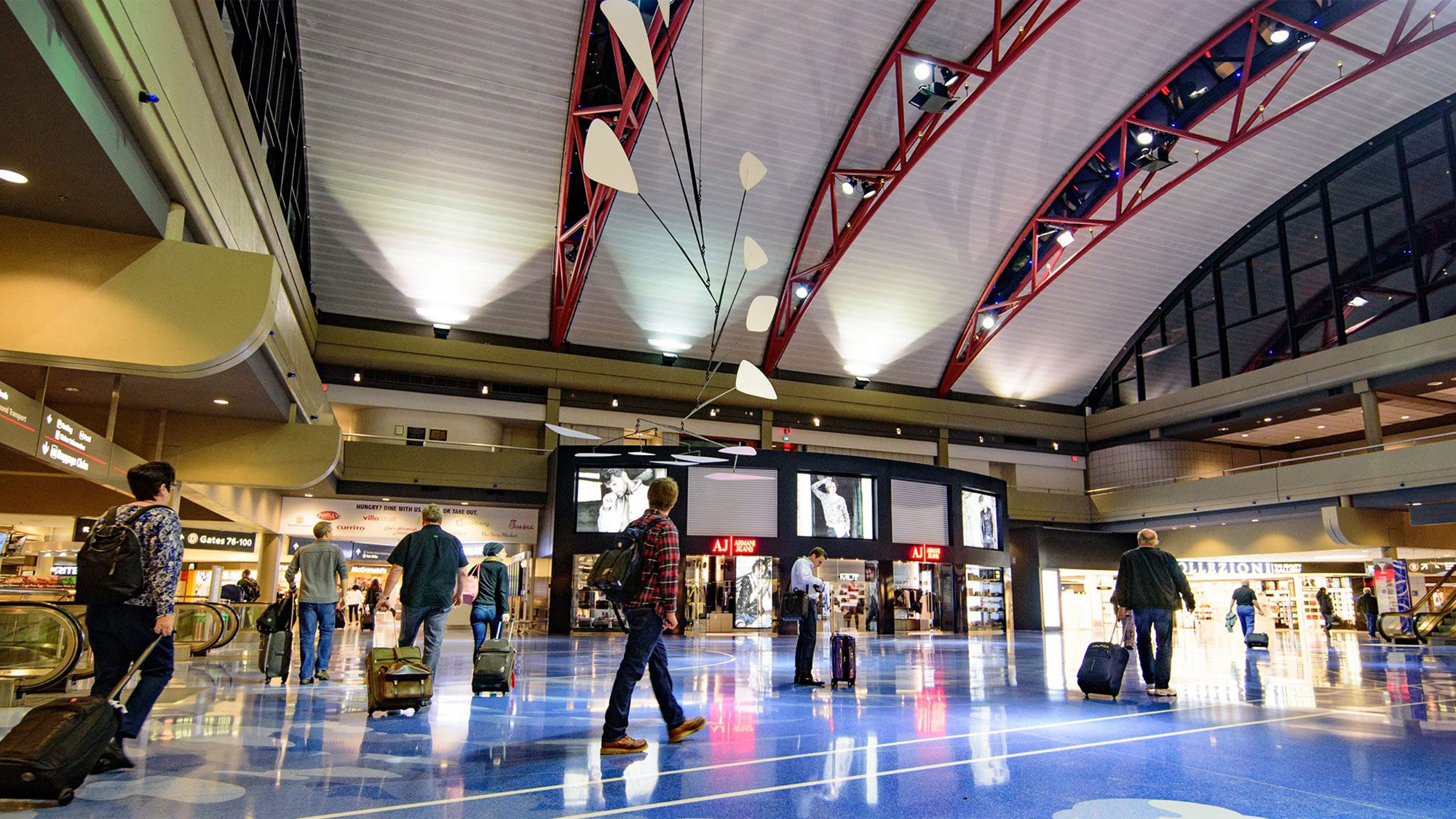 Pittsburgh airport to allow non-passengers in secured areas
