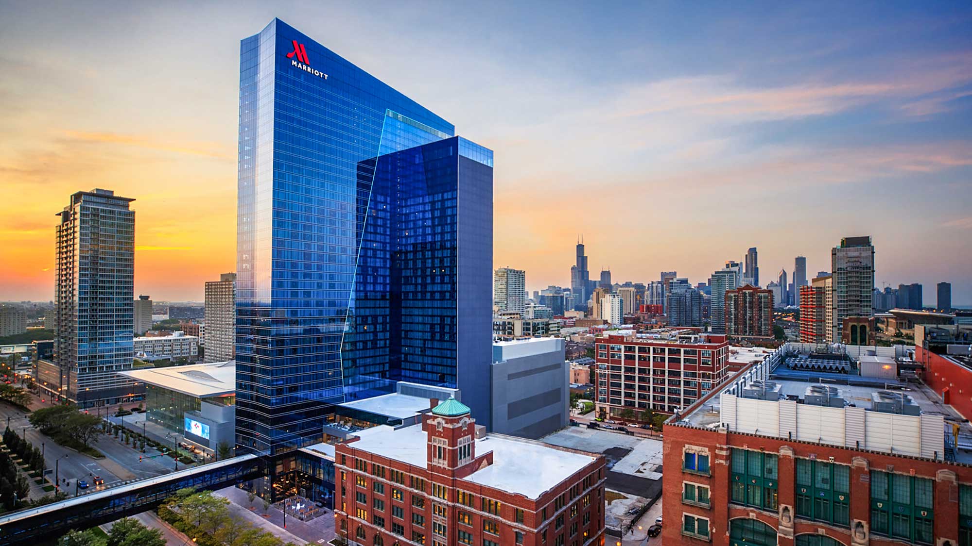 Marriott Marquis Chicago opens