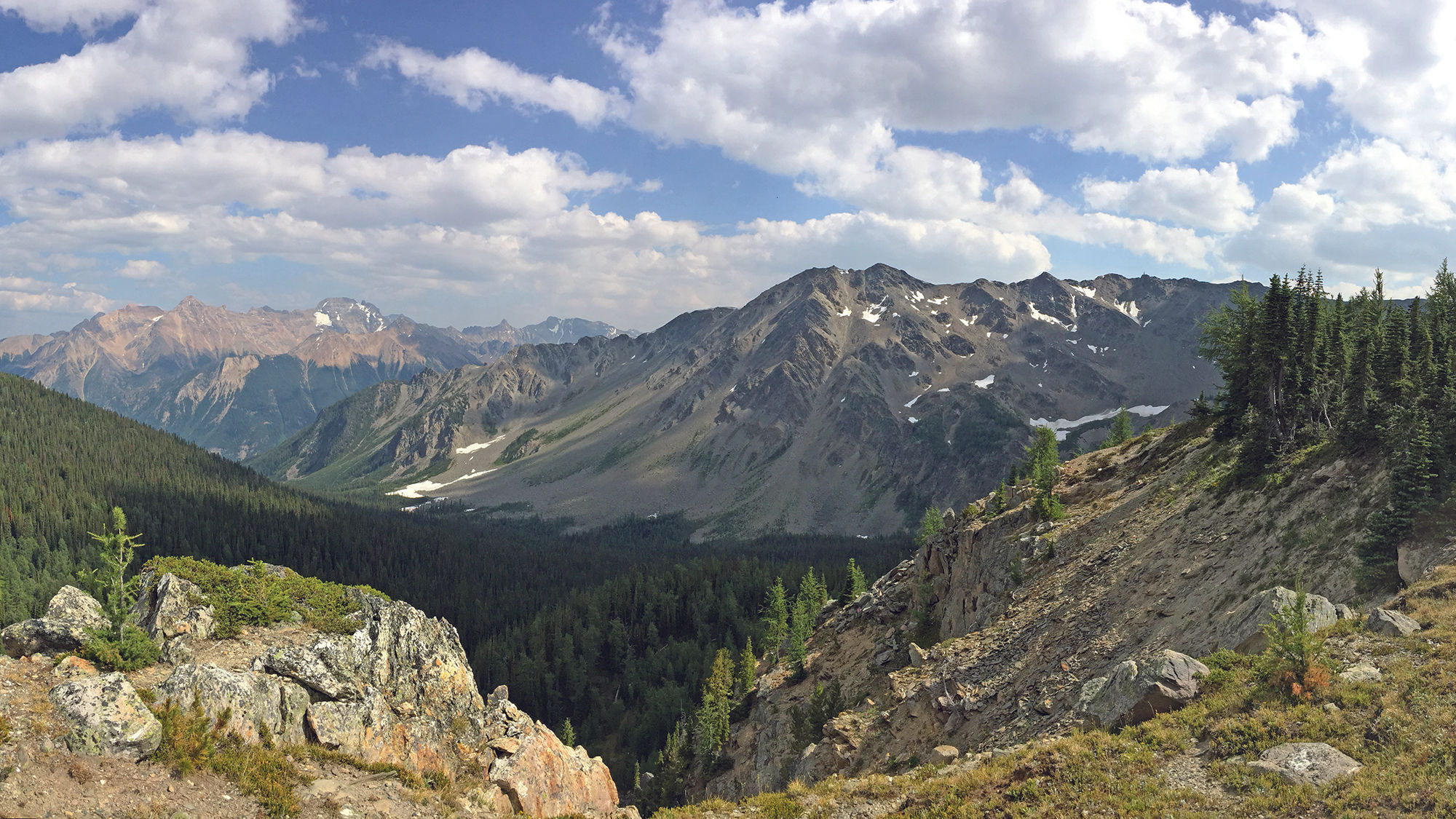 Although there was haze on the day the group arrived, by the third day skies had cleared, providing beautiful panoramas of the Bugaboo range.