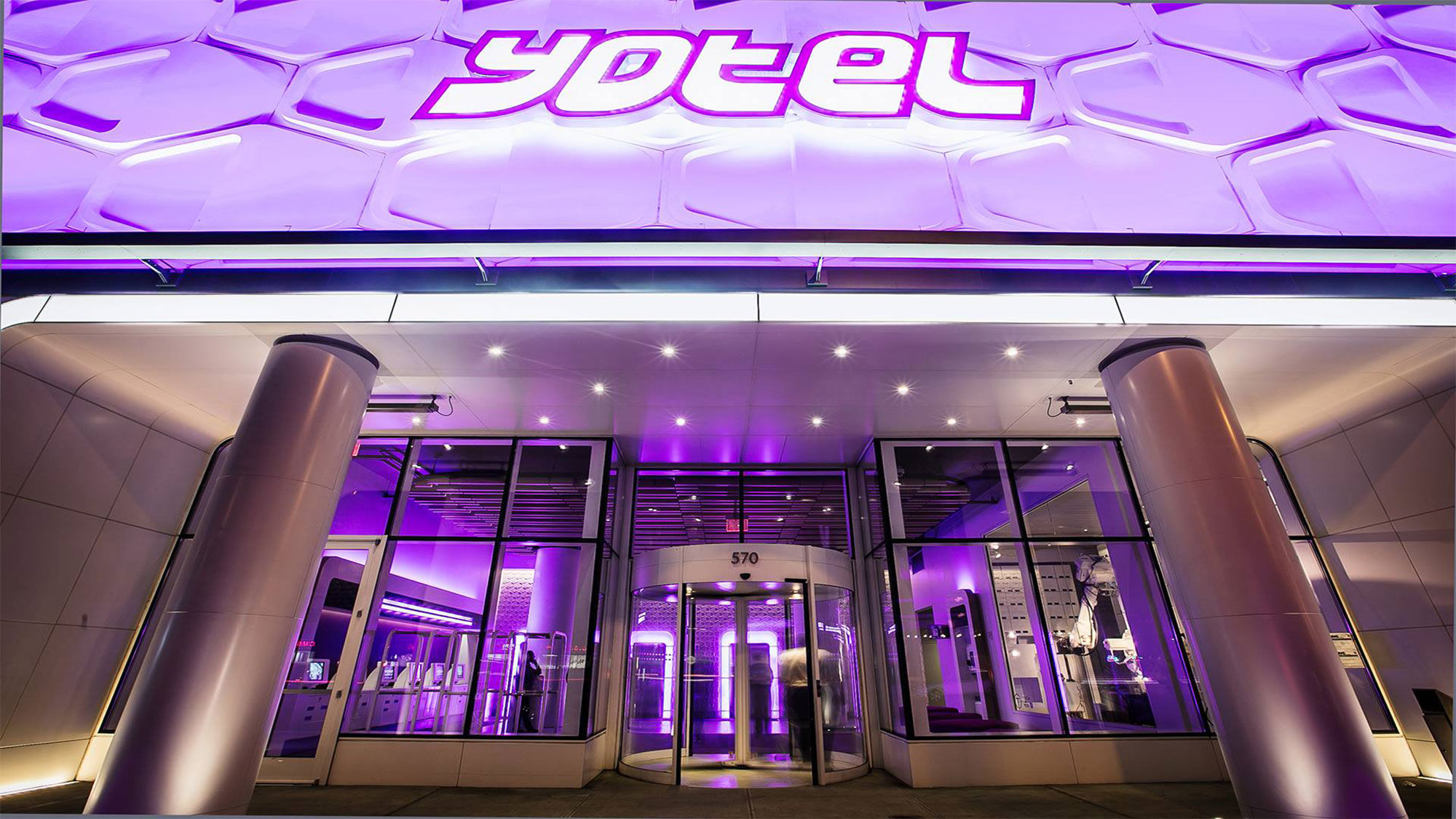 Starwood Capital buys stake in Yotel