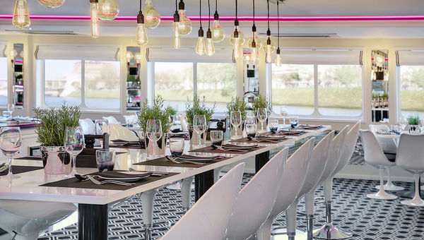 The B's dining venues include communal tables such as this one. The B's dining venues include communal tables such as this one.