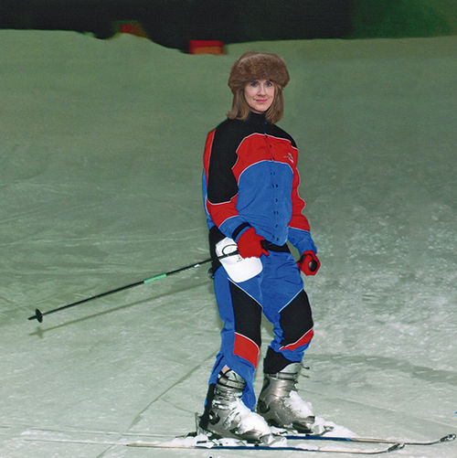 Elizabeth Avery, founder of Solo Trekker 4 U, skiing in Dubai. Elizabeth Avery, founder of Solo Trekker 4 U, skiing in Dubai.