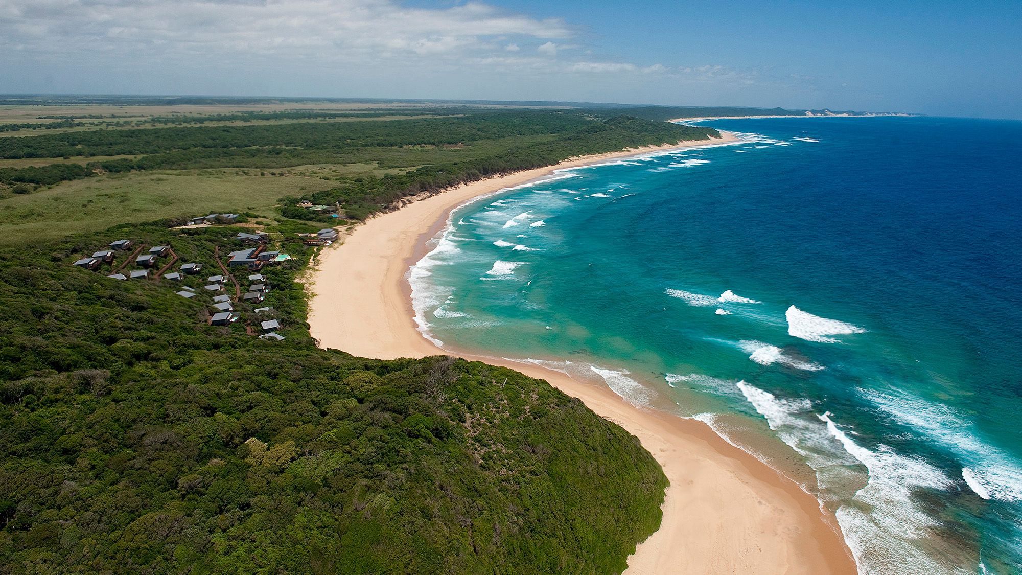 The White Pearl Resort is now offering game drives into the adjacent Maputo Special Reserve.