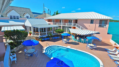 Under new ownership, Peace & Plenty Hotel getting renovated