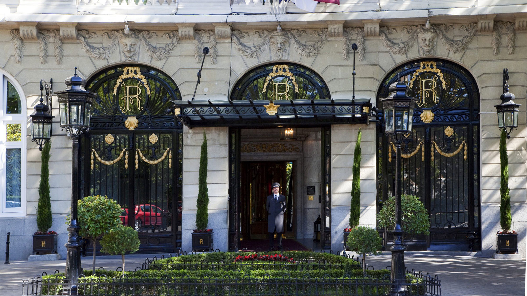 Hotel Ritz Madrid to close for $121 million renovation