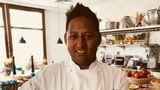 Island stars in chef's kitchen