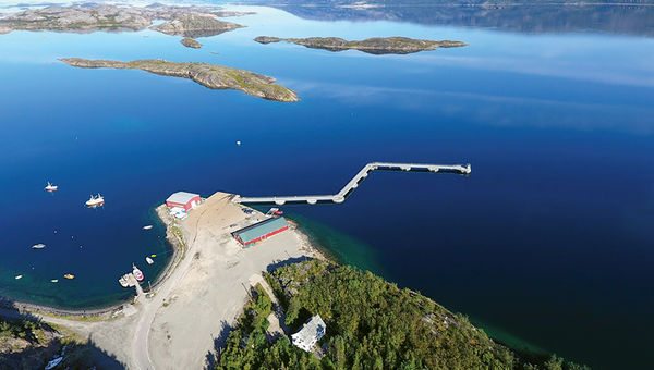 The SeaWalk is ideal for small ports of call such as Lakselv, Norway. The SeaWalk is ideal for small ports of call such as Lakselv, Norway.