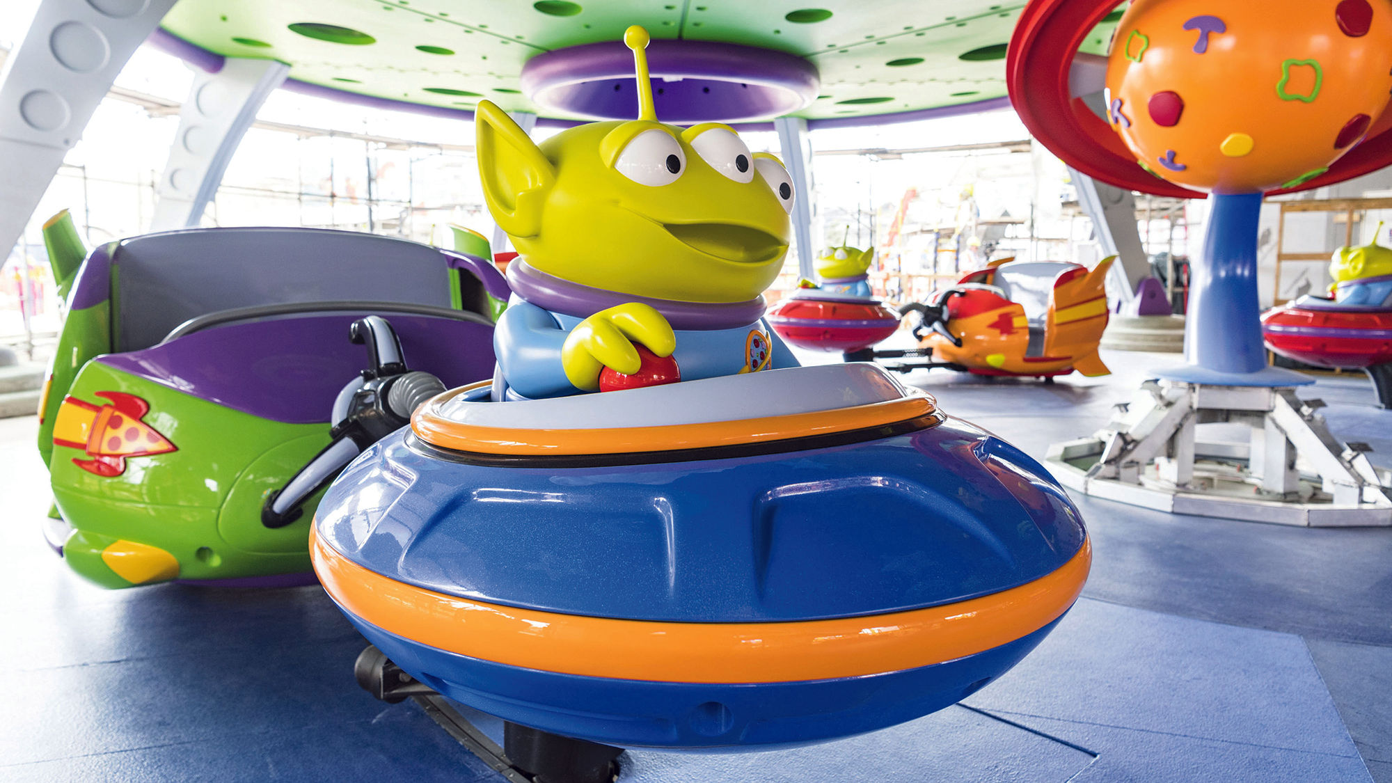 Toy Story Land to feature flying saucer ride, army men march