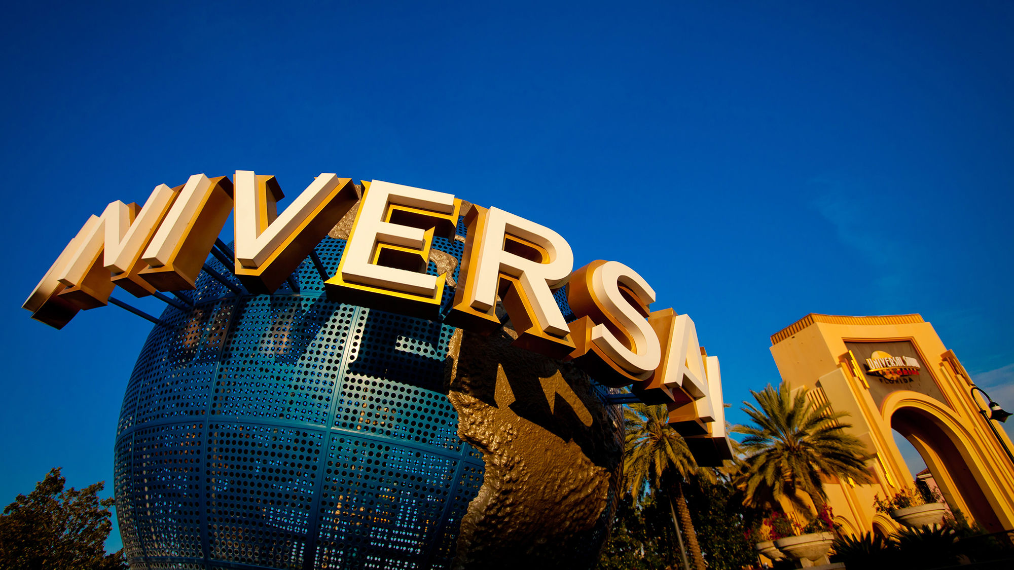 Disney and Universal see healthy growth in park attendance
