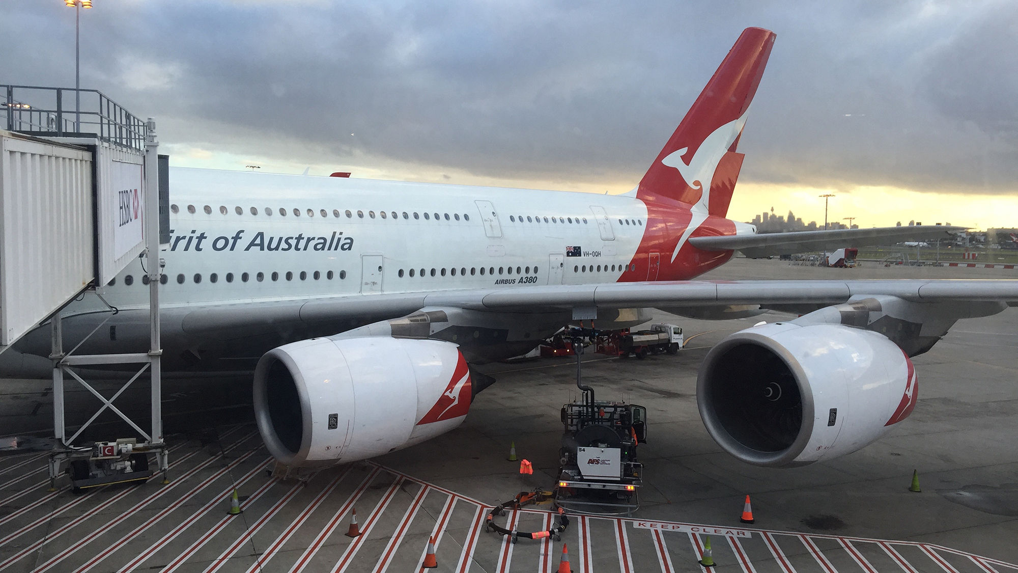 Australia's Qantas Group expects to resume flying to the U.S. in mid-December, assuming circumstances with the Covid-19 virus don't substantially change from their current trajectory.
