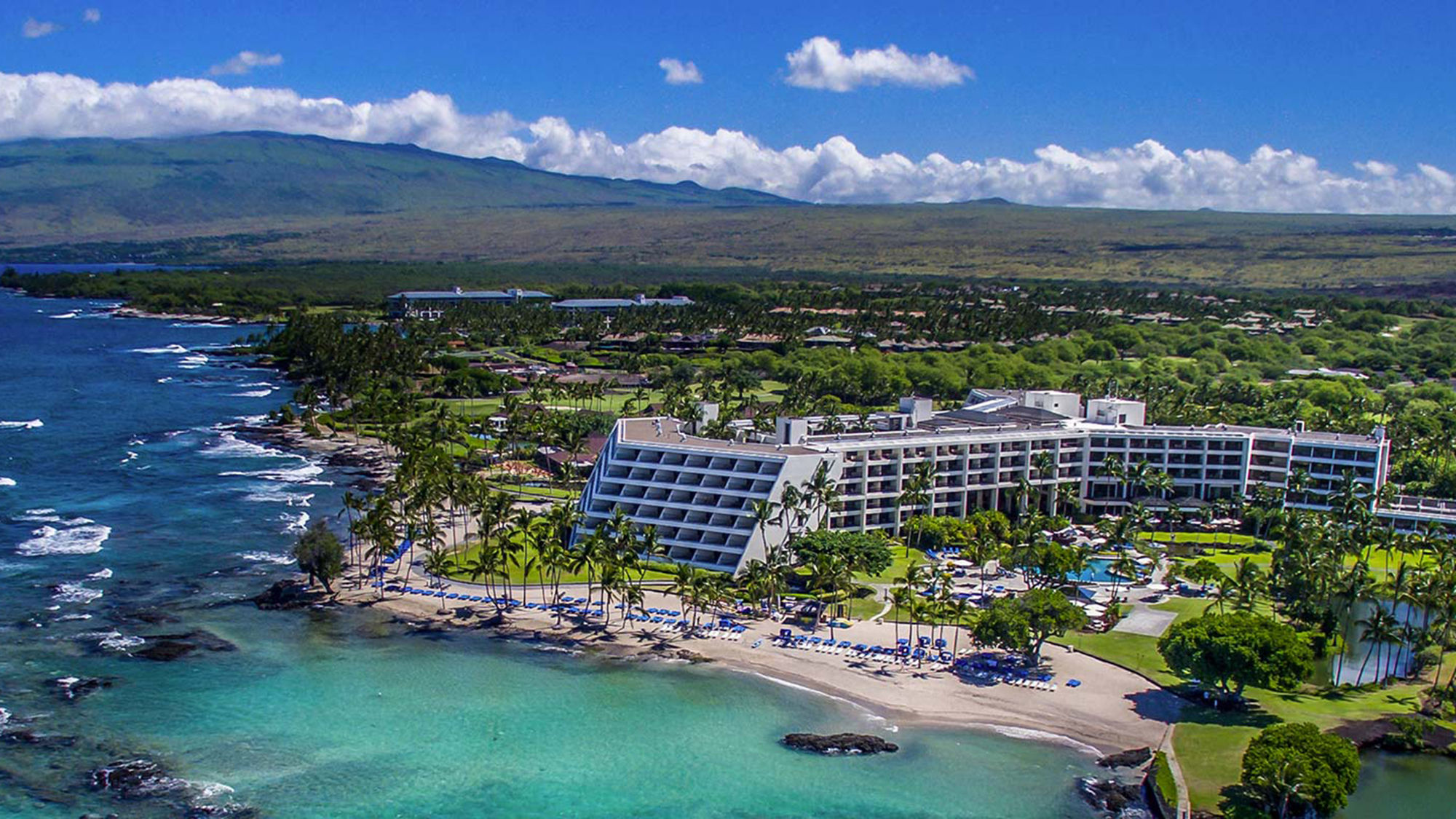 Mauna Lani Bay Hotel and Bungalows will close in October for a year-long, $100 million renovation.