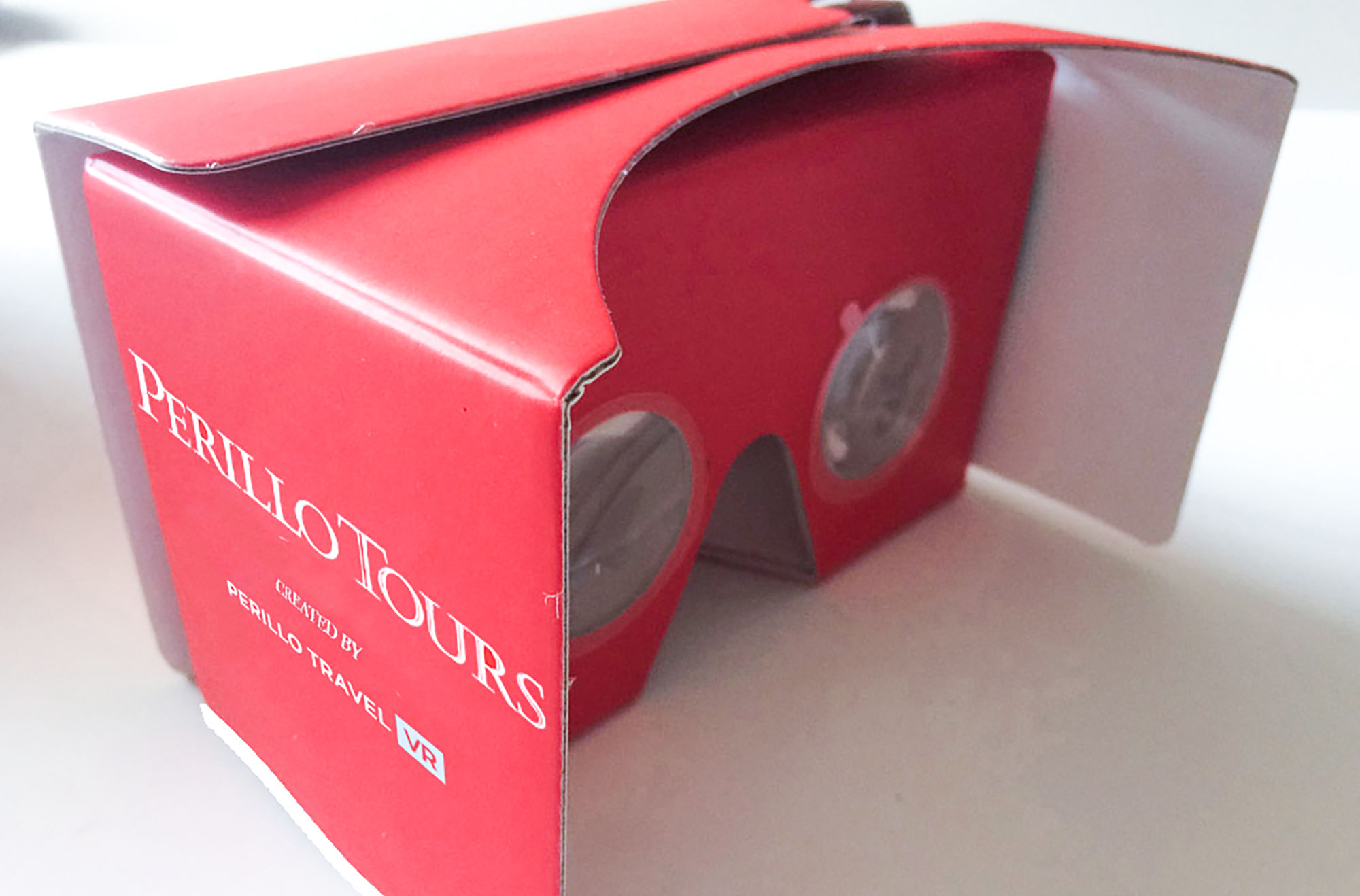 To promote VR video, Perillo giving agents headsets