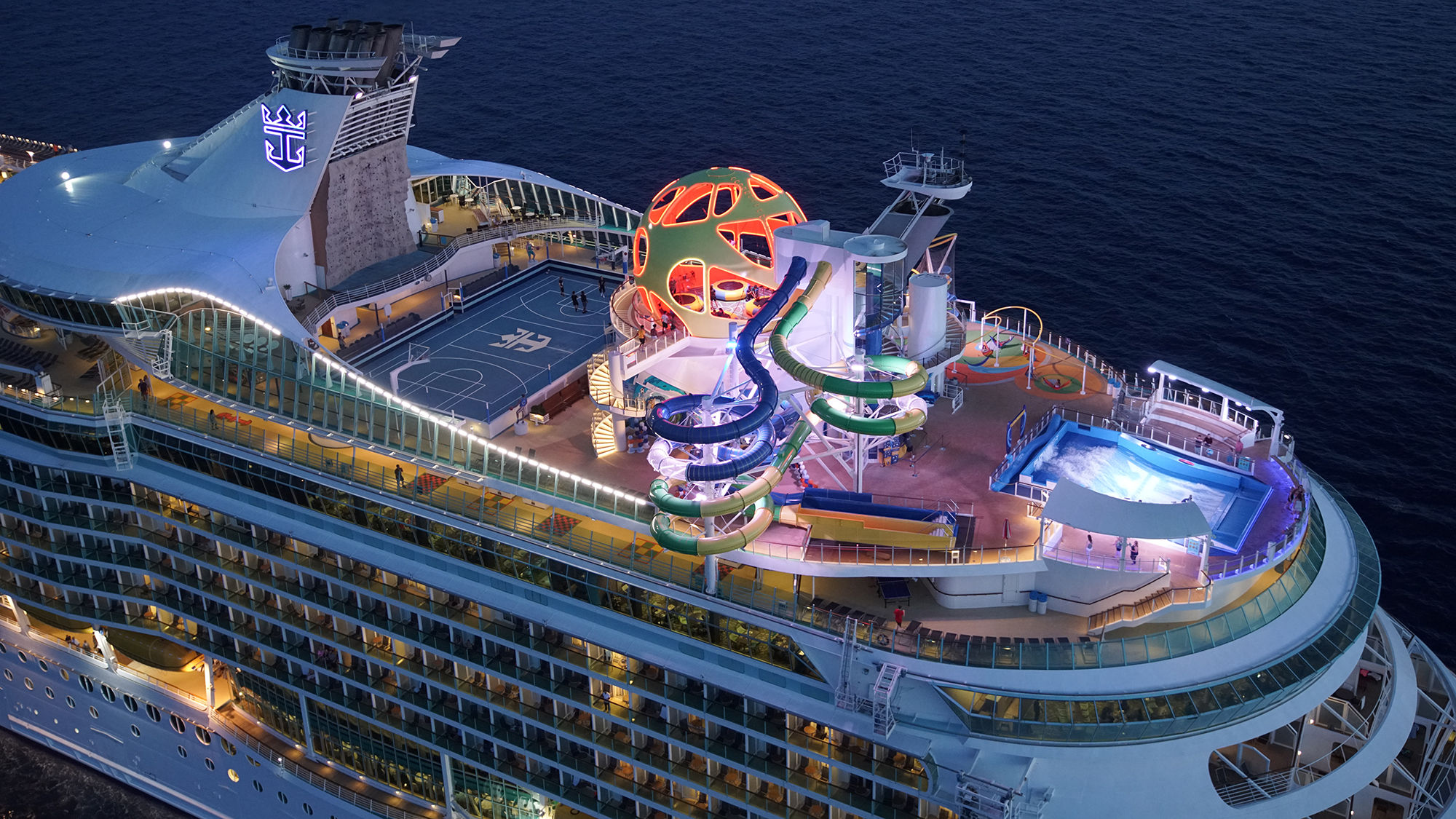 Royal Caribbean unveils chatbot for agents