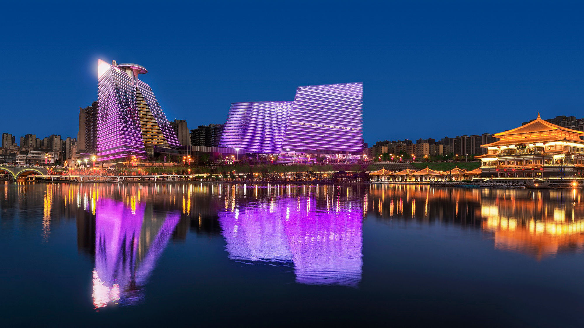 W opens hotel in Xi'an, China