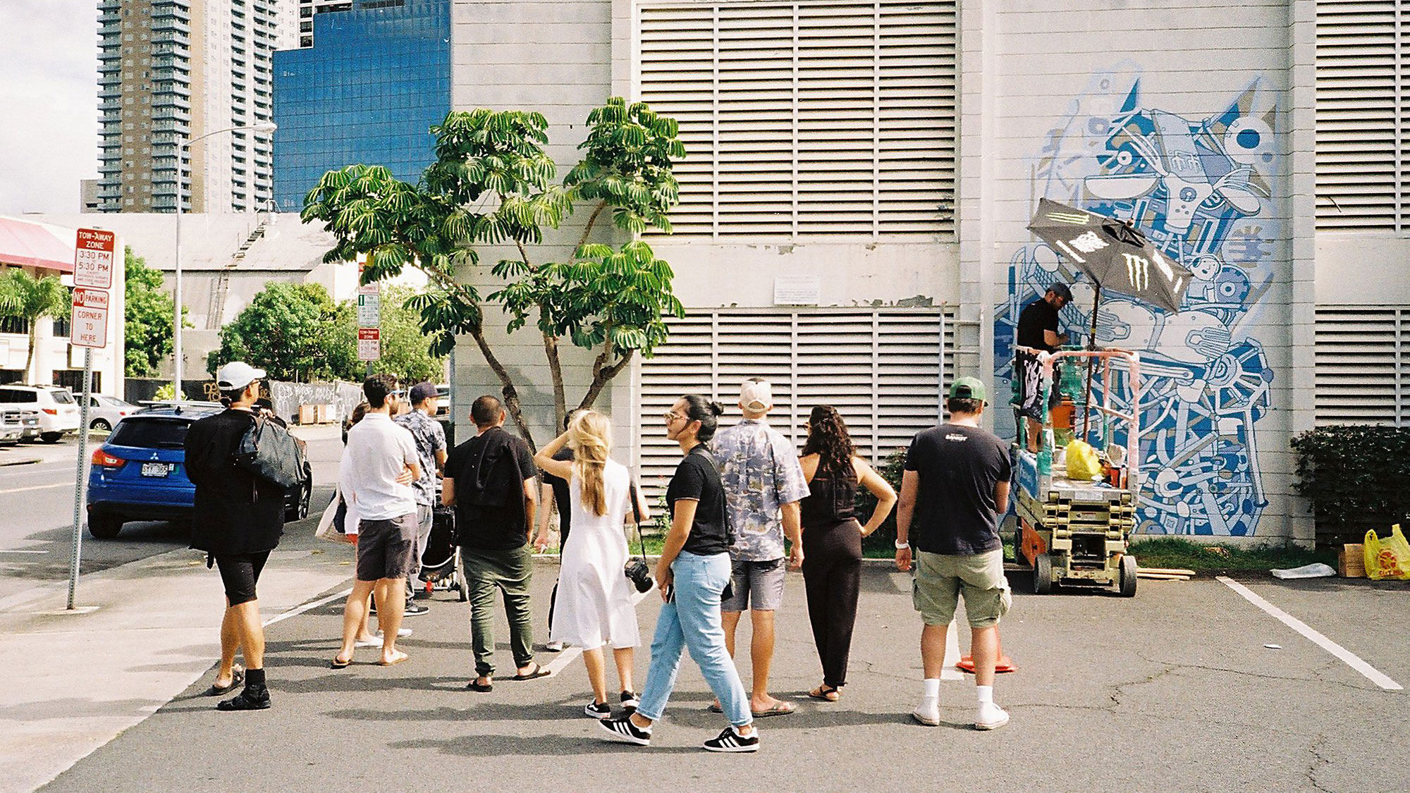 Art World Escape a new app for Apple and Android devices connects Hawaii artists offering unique tours and experiences to visitors.