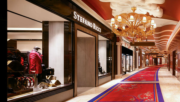 The Wynn Plaza shopping center is opening in October. Las Vegas resorts are catering more to guests who are more likely to go shopping than to the casinos. The Wynn Plaza shopping center is opening in October. Las Vegas resorts are catering more to guests who are more likely to go shopping than to the casinos.