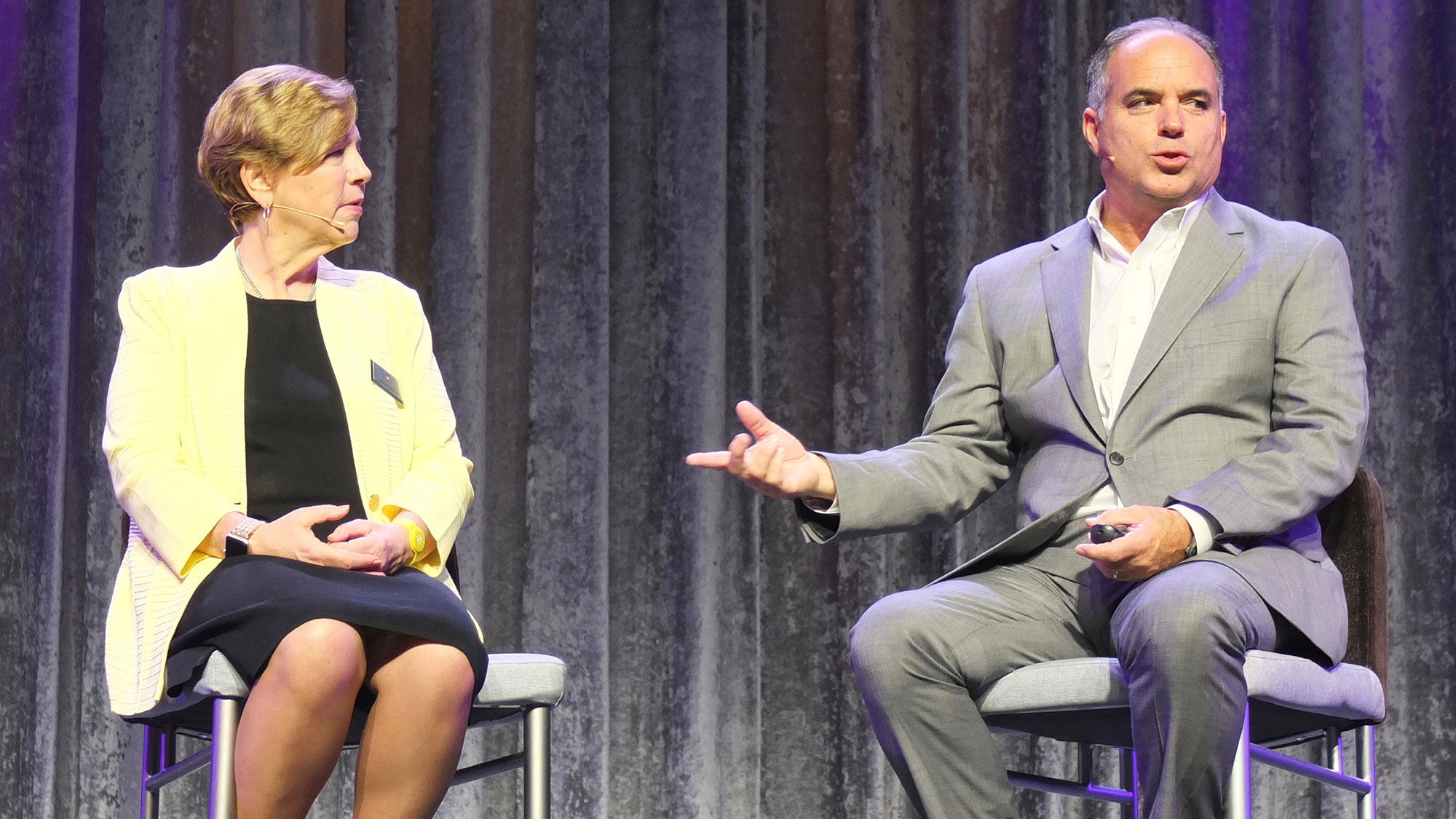Nexion president Jackie Friedman and Travel Leaders Group chief marketing officer Stephen McGillivray discussing the Apex program at CoNexion 2018.