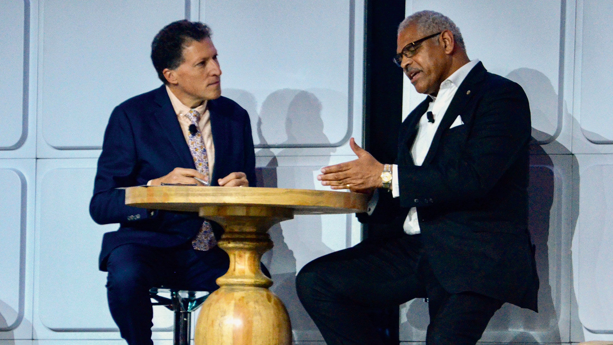 Editor in chief Arnie Weissmann, left, and Carnival Corp. CEO Arnold Donald at the 2018 CruiseWorld.