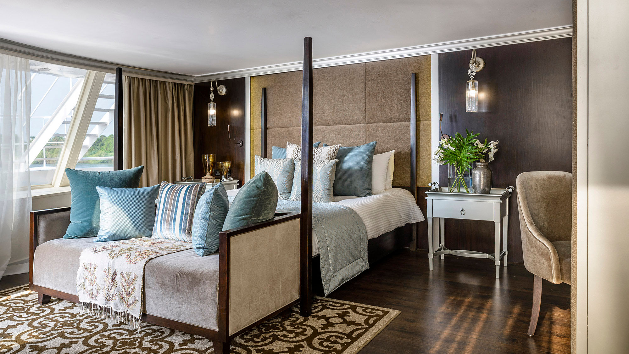 A Royal Suite onboard Sanctuary Retreats' Sanctuary Sun Boat IV.