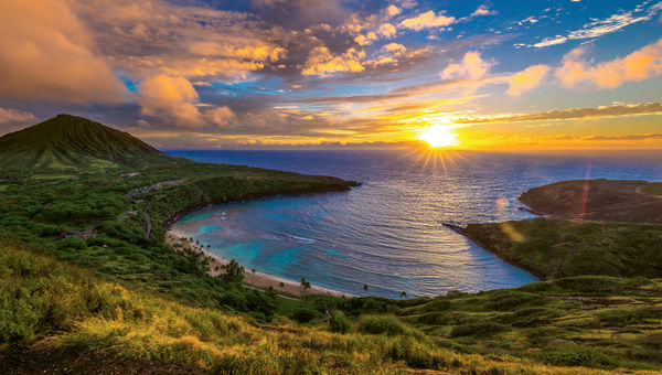 Sunrise from Hanauma Bay on the Hawaiian island of Oahu. Sunrise from Hanauma Bay on the Hawaiian island of Oahu.