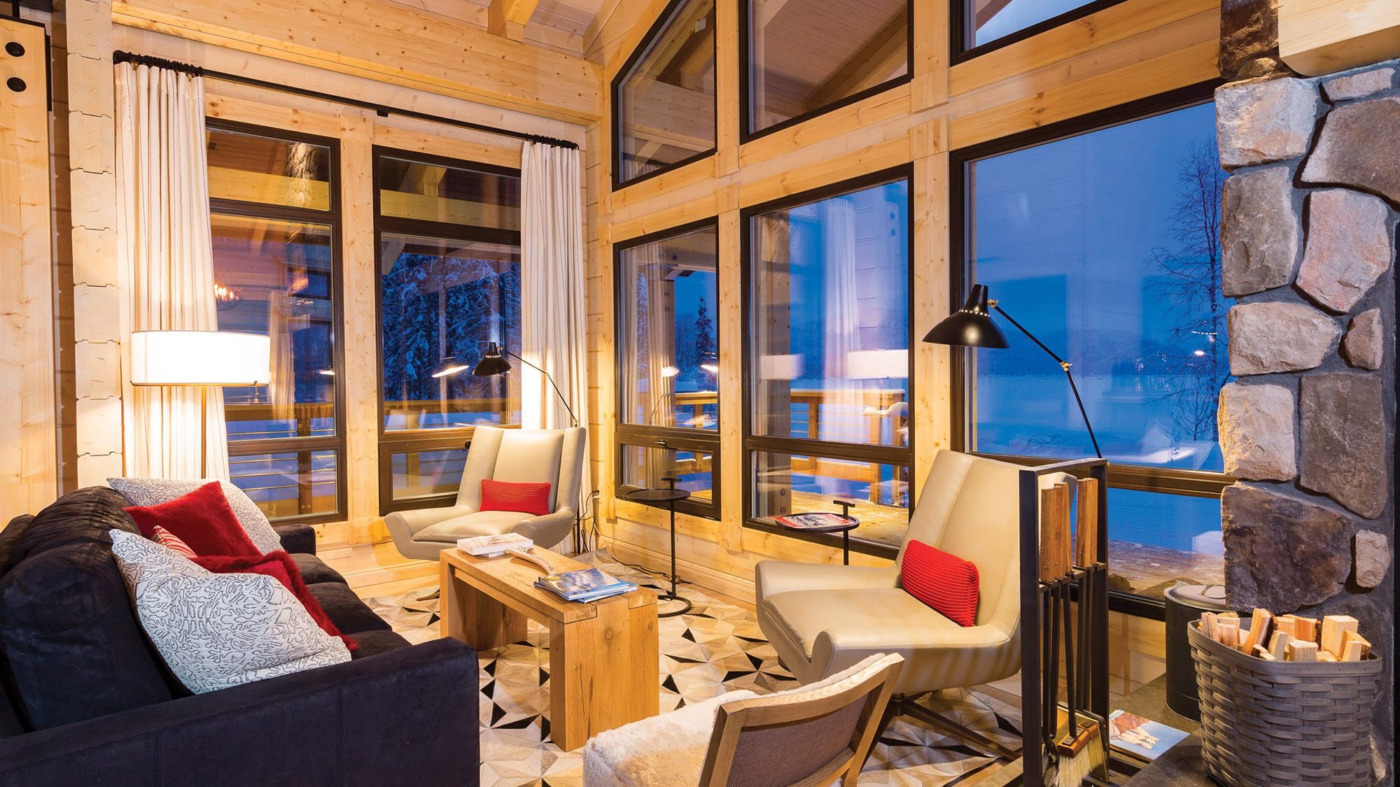 The Moose Hall chalet made its debut this winter at Tordrillo Mountain Lodge.