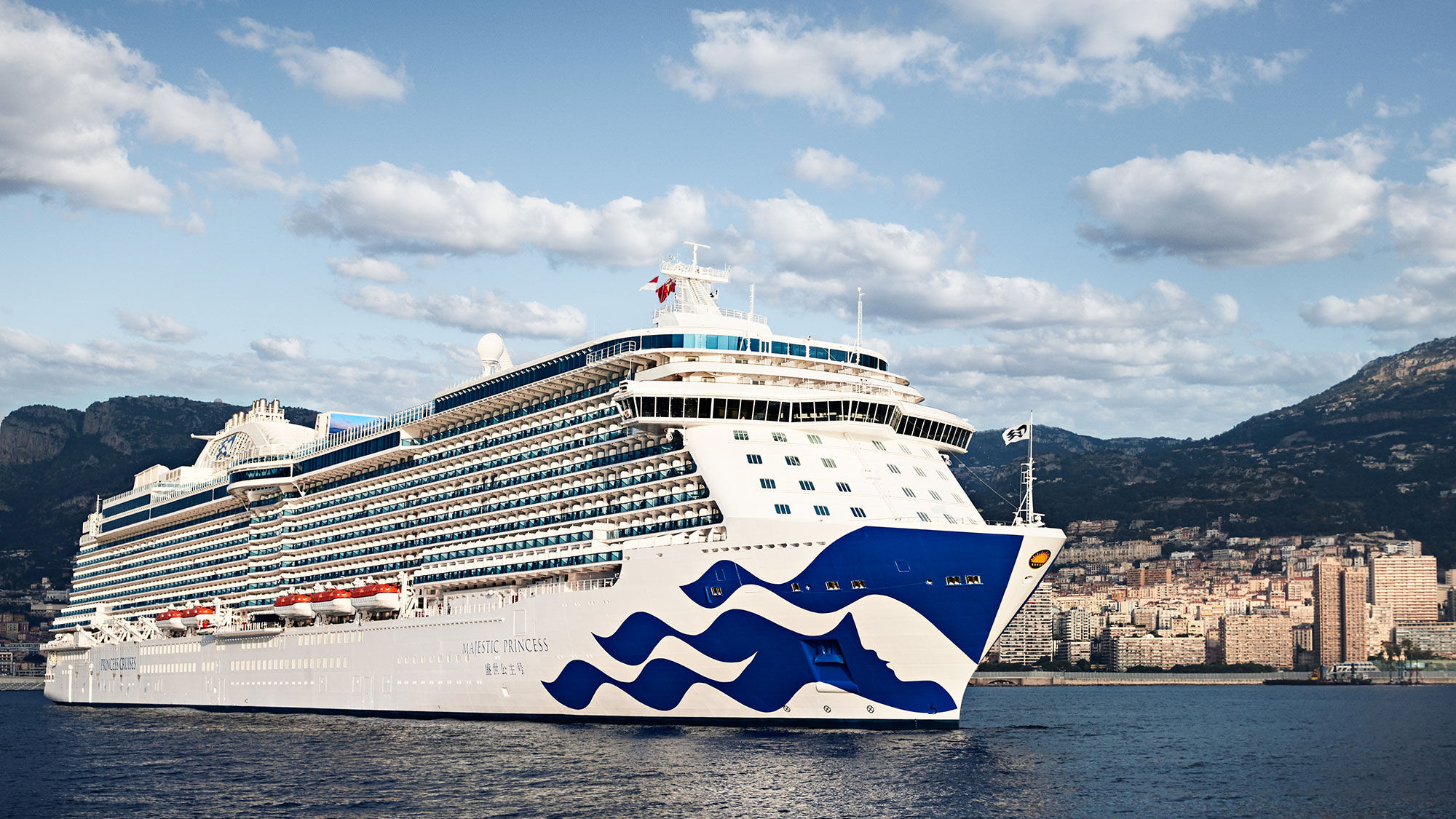 TripAdvisor enables cruise reviews and shopping