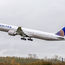 United gives 30,000 points to customers affected by breakdown