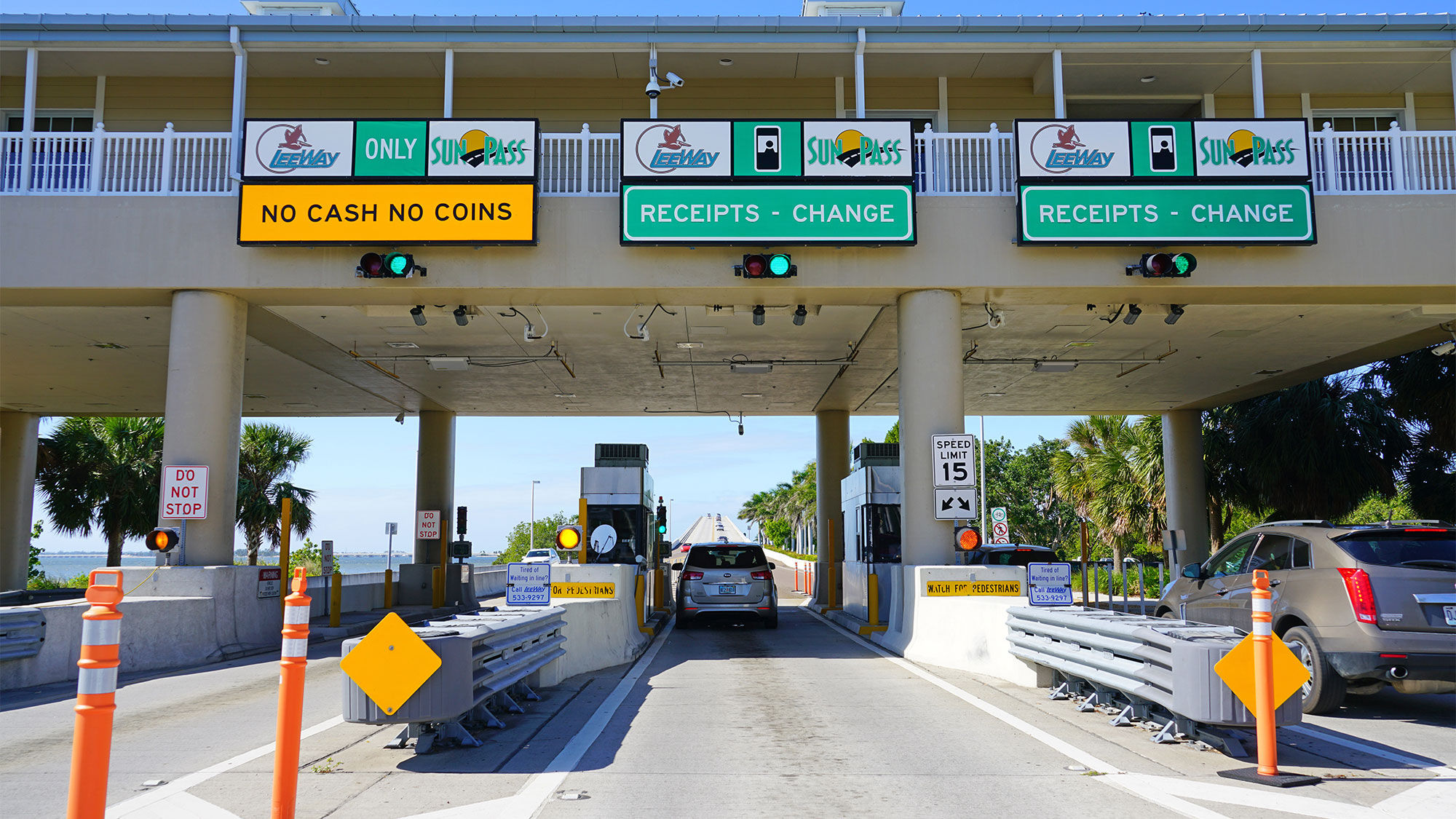 Cashless tolls carry steep price for drivers in rented cars