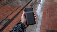 What's New, What's Hot is Travel Weekly's look at useful and fun travel gadgets, edited by Joe Rosen. First up, the Mophie Juice Pack Access Battery Case, which is made to shield the Apple iPhone X line with advanced impact protection while providing backup battery power when you most need it.