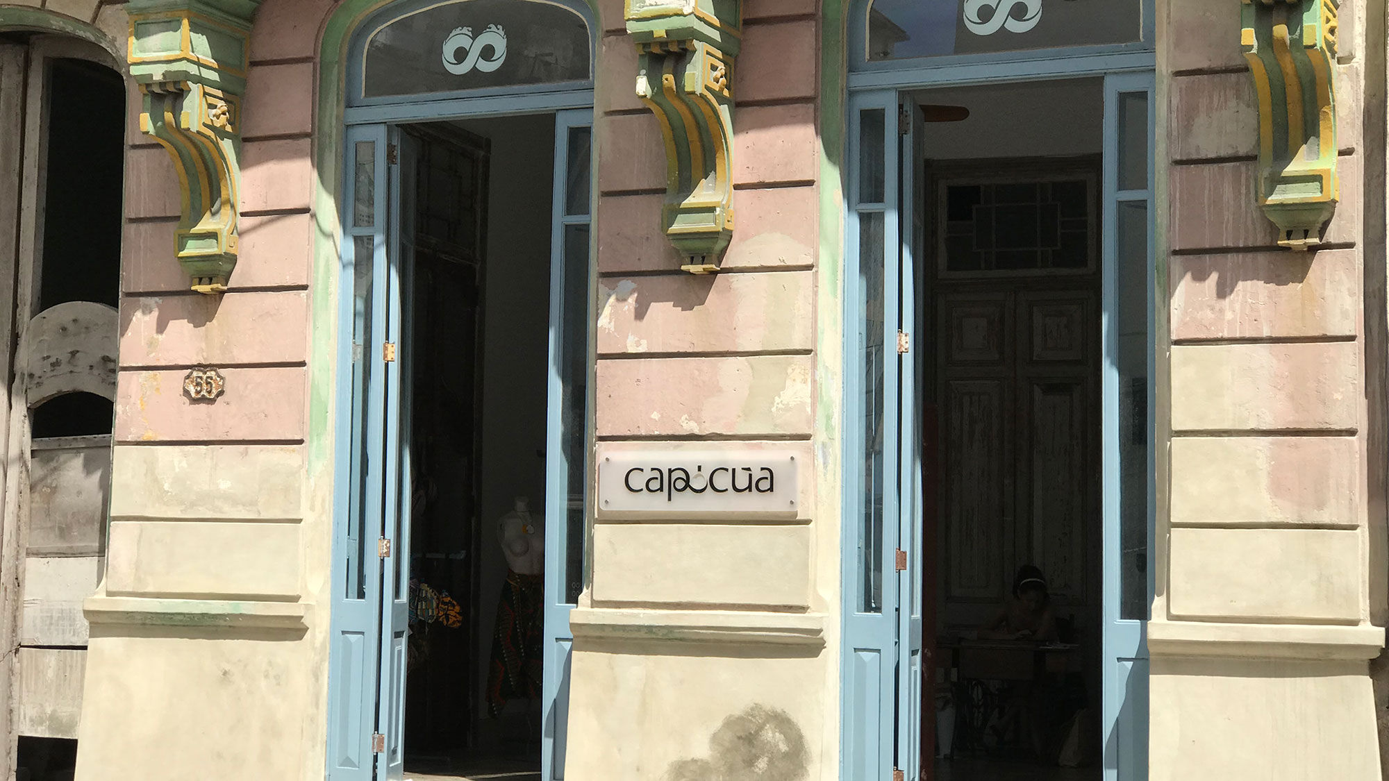 The new Capicua store in Havana sells hand-designed fashion accessories and clothing items.
