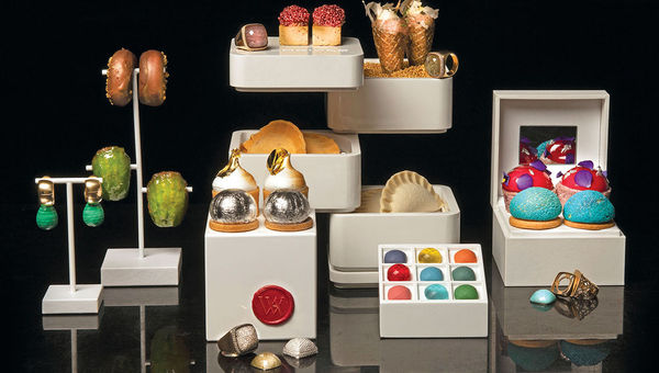 Afternoon tea at the Waldorf Astoria Amsterdam is inspired by the Amsterdam jeweler Choices by DL. Afternoon tea at the Waldorf Astoria Amsterdam is inspired by the Amsterdam jeweler Choices by DL.