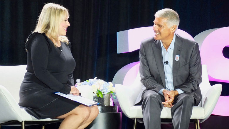 CBS reporter Wendy Gillette interviews Hilton president and CEO Chris Nassetta during the ASTA Global Convention 2019.
