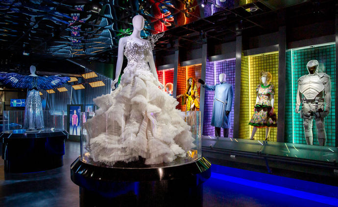 Costumes, props are part of 'Hunger Games' exhibit at MGM Grand: Travel ...