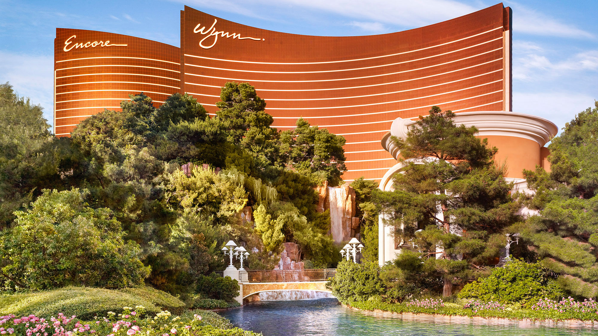 Wynn's ability to get 88% of employees vaccinated let to the Nevada Gaming Control Board's decision to allow the company to lift all capacity restrictions at its Wynn and Encore casinos.