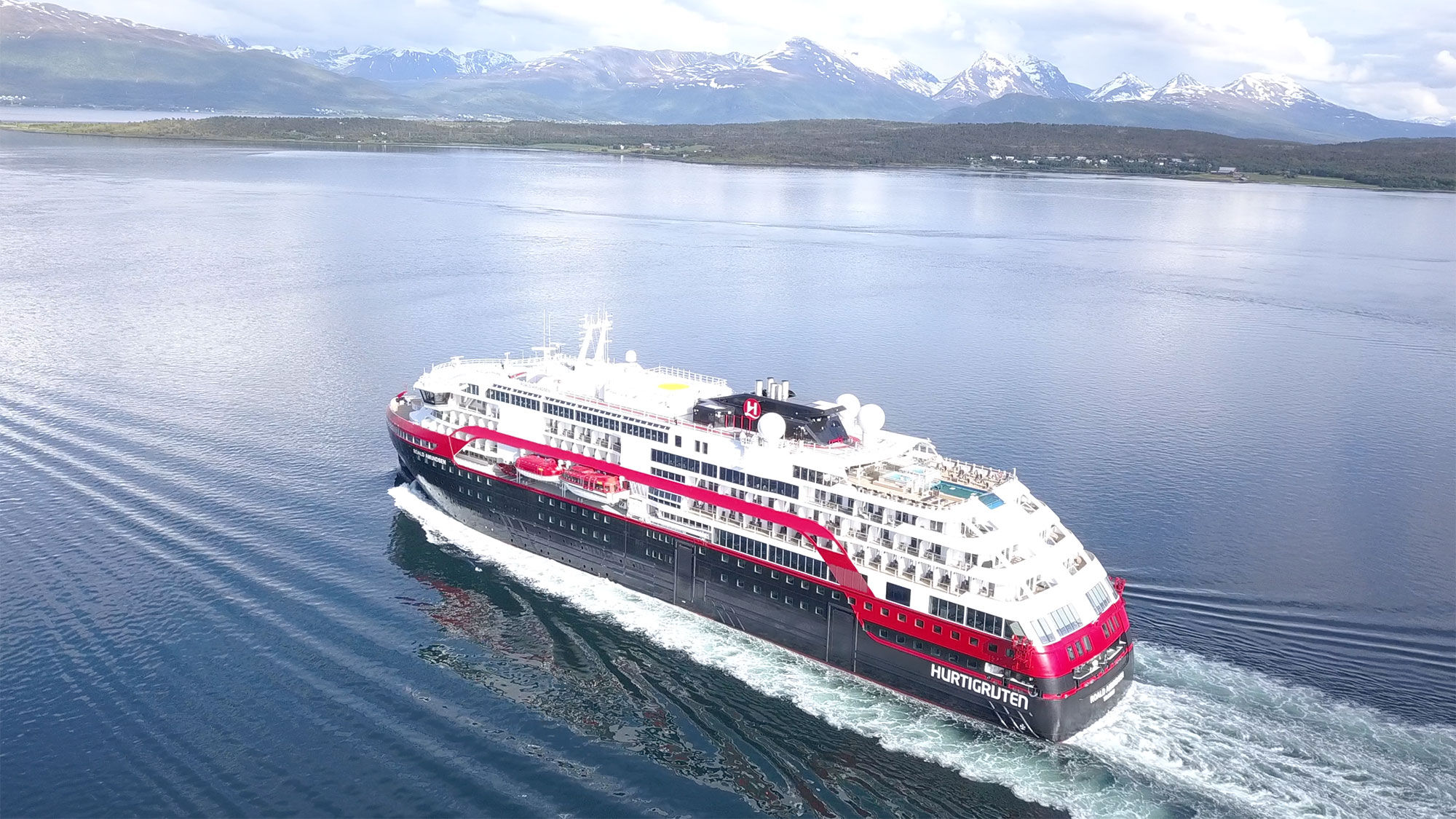 Hurtigruten bringing back more ships