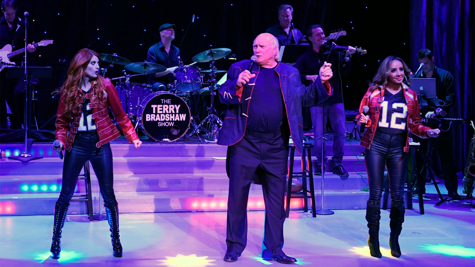 Former NFL star Terry Bradshaw performs at the Luxor this month.