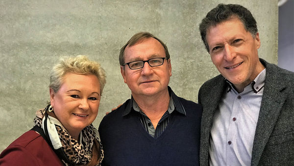 Peter Bieber (center) with his wife Sabine and Travel Weekly editor in chief Arnie Weissmann. Peter Bieber (center) with his wife Sabine and Travel Weekly editor in chief Arnie Weissmann.