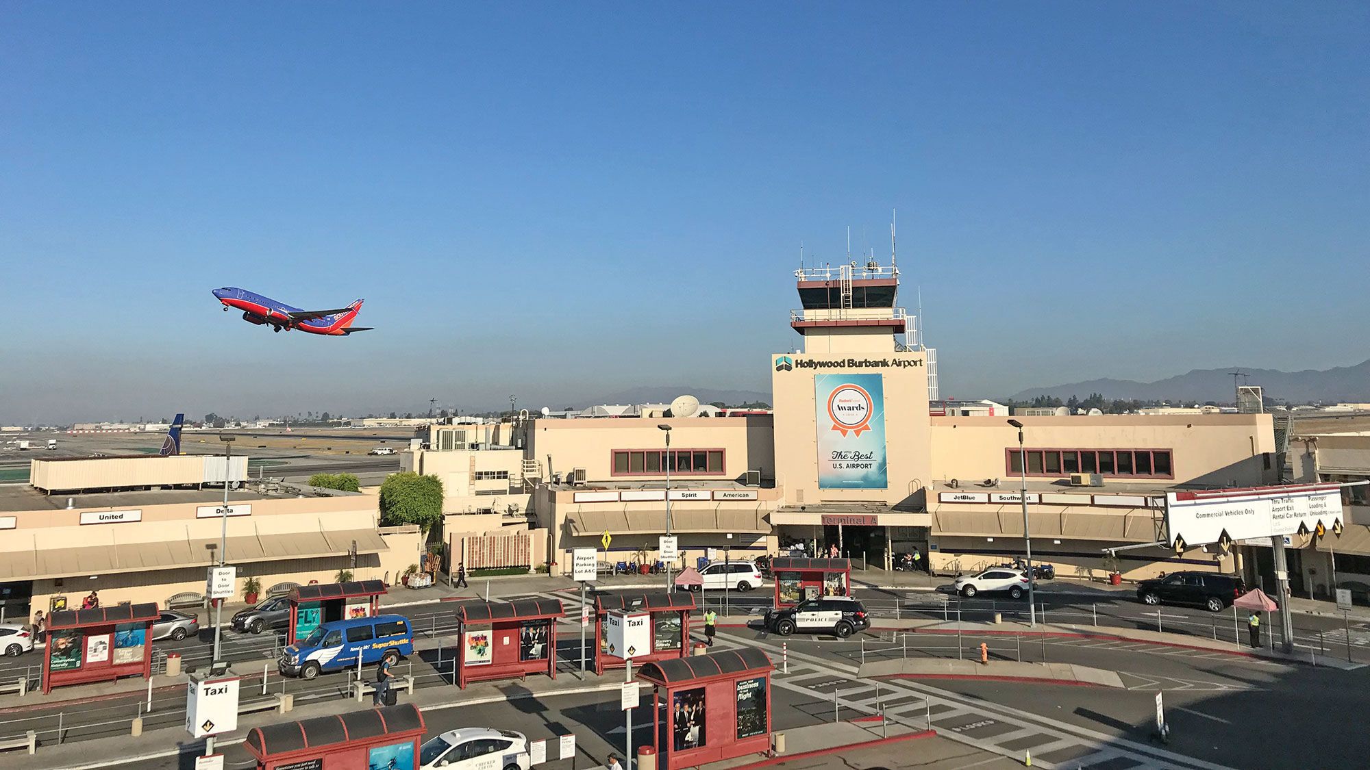 The terminal at Hollywood Burbank Airport.
