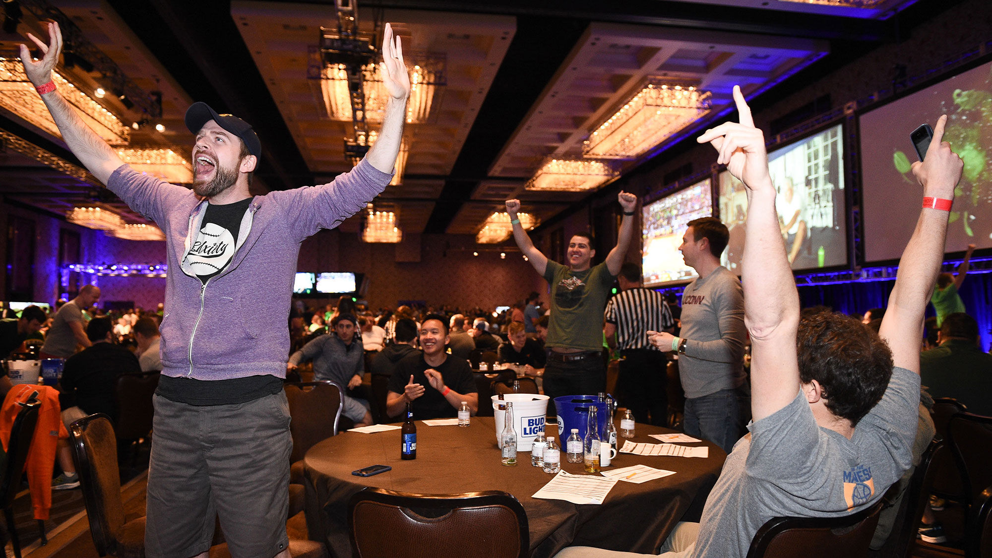 The Cosmopolitan hosts Hoops & Hops for March Madness.