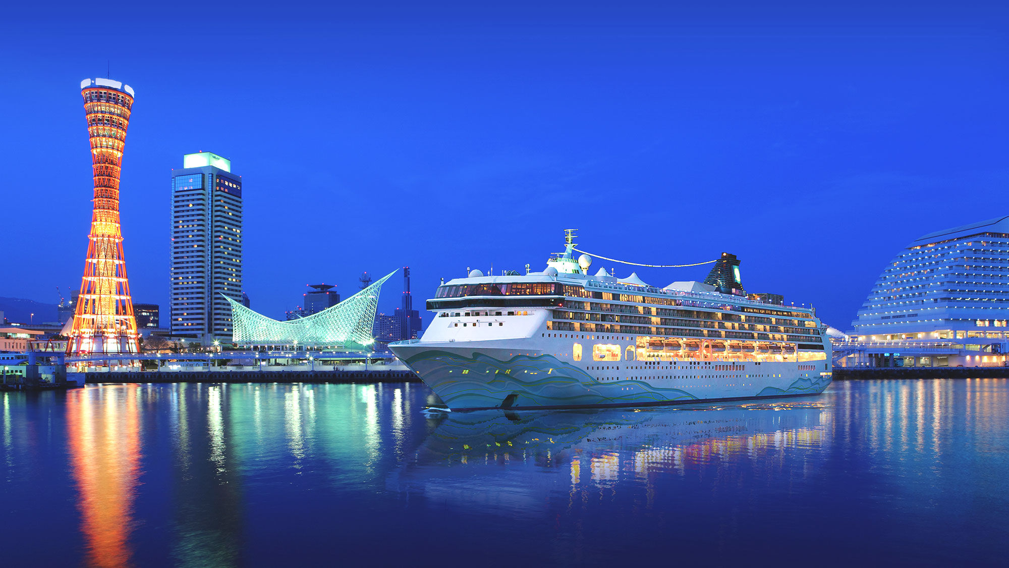 Norwegian Spirit debuts new itineraries, new look