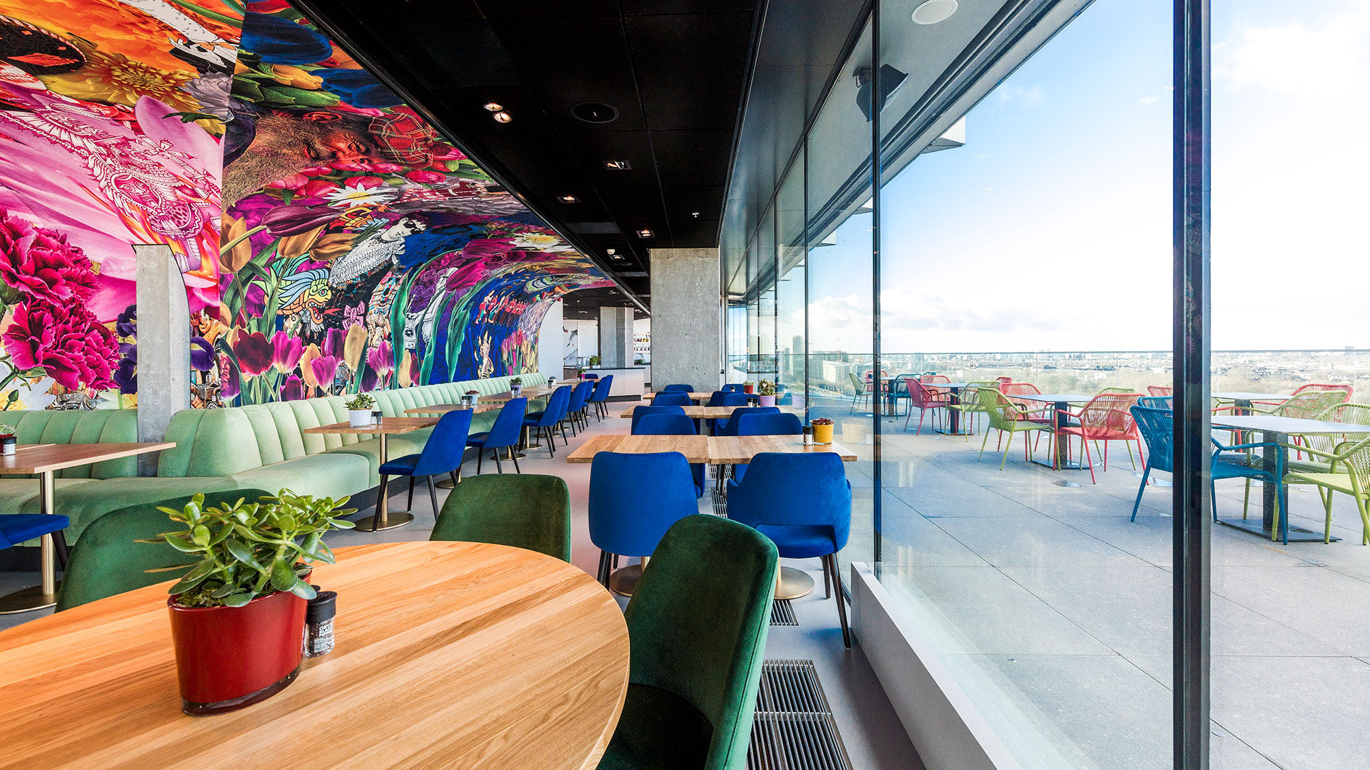 The restaurant on the 17th floor at the Nhow Amsterdam RAI.