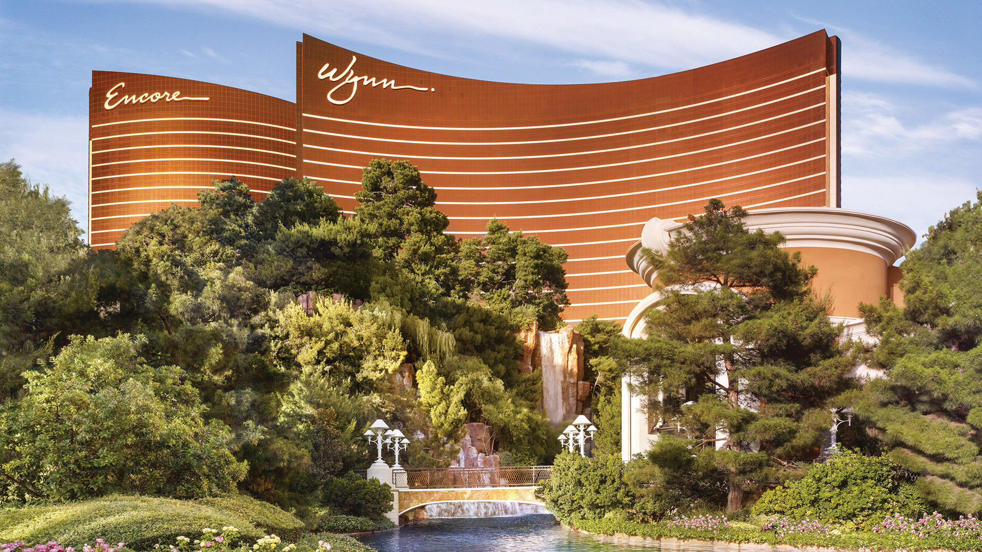 The Encore at Wynn Las Vegas and the Wynn Las Vegas are the two largest of the Forbes five-star properties.