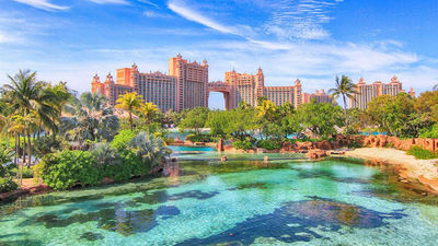 Atlantis resort closes after Bahamas shuts borders