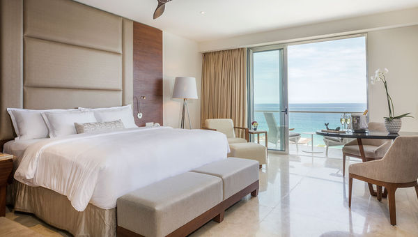 Honeymoon suite at the Le Blanc Spa Resort Los Cabos. Honeymoon suite at the Le Blanc Spa Resort Los Cabos.