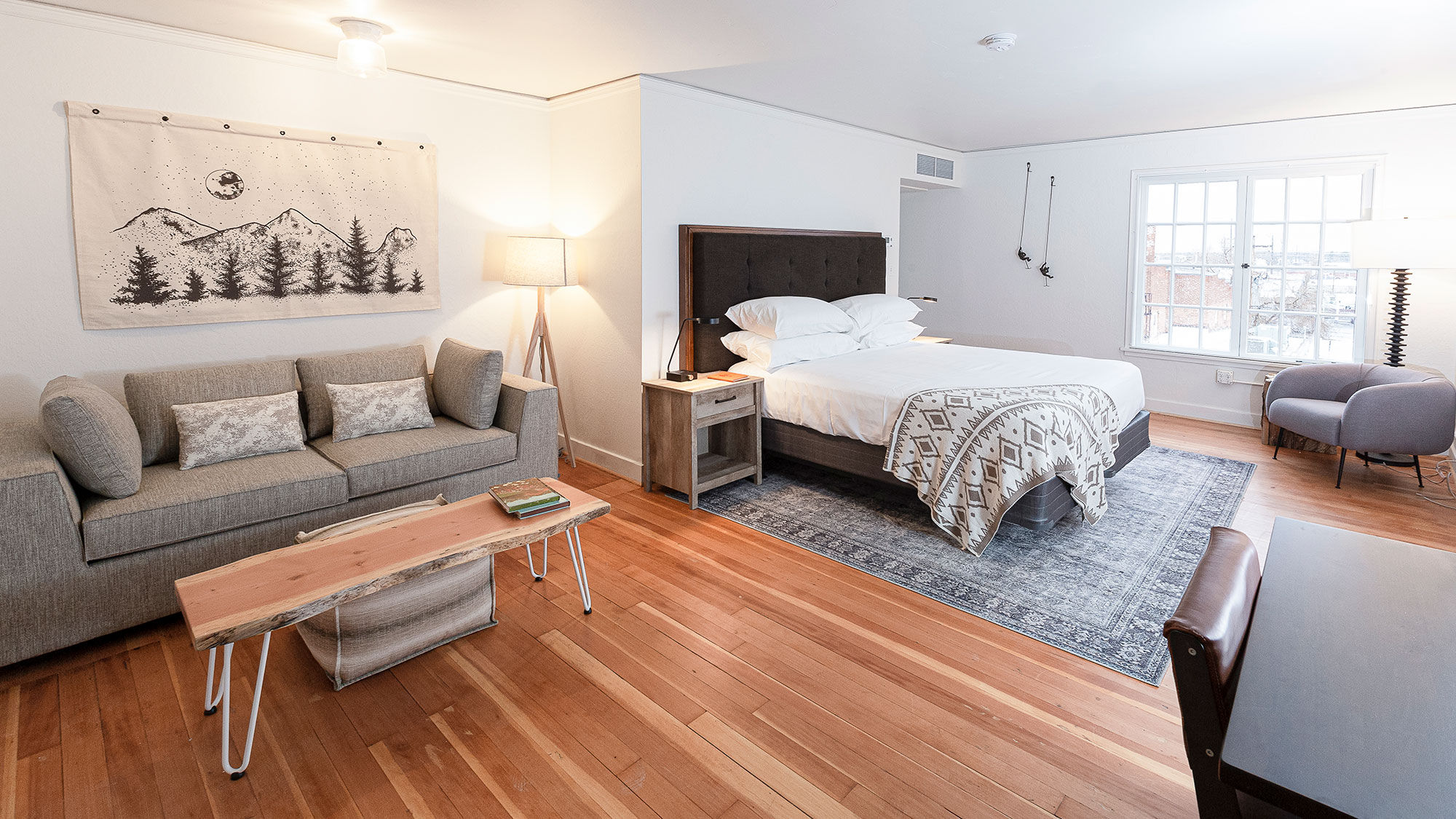 A guestroom at the SCP Hotel Redmond in Oregon.