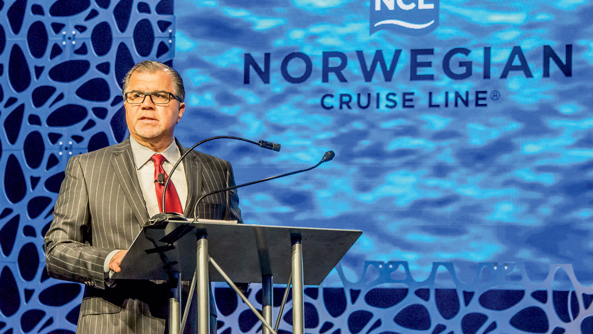 Frank Del Rio at CruiseWorld in 2016.