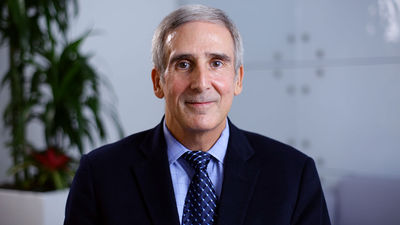 Carnival executive Terry Thornton retires after 31-year career