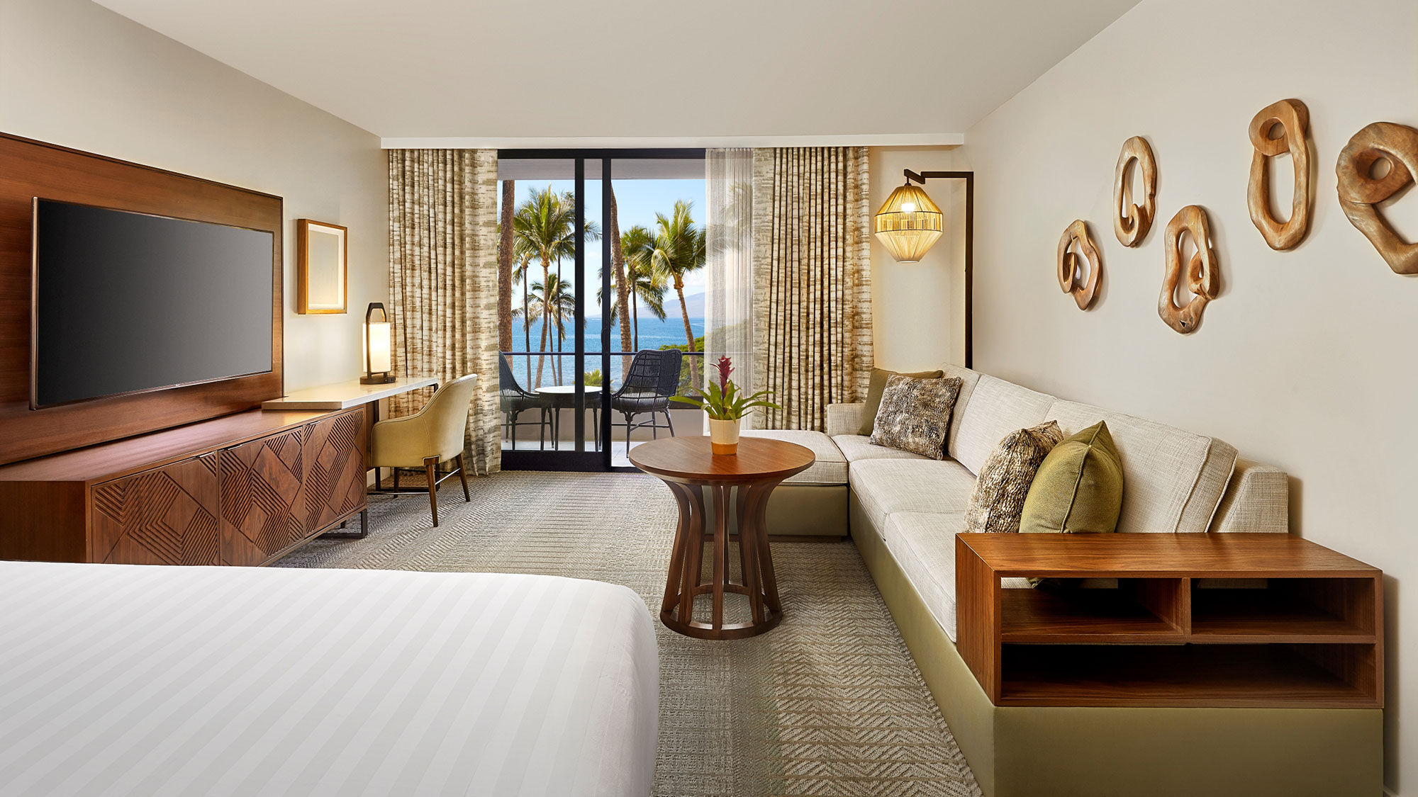 Hyatt Regency Maui Resort and Spa has embarked on a sweeping guestroom renovation scheduled to be complete by Nov. 15.